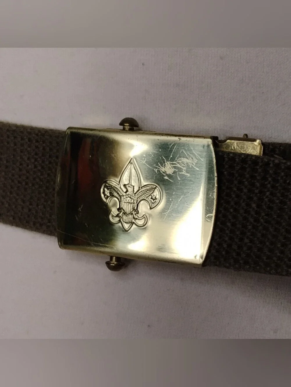 Vintage 70s 80s Women's Brown Belt Brass Friction Buckle fleur-de-lis Boy Scouts